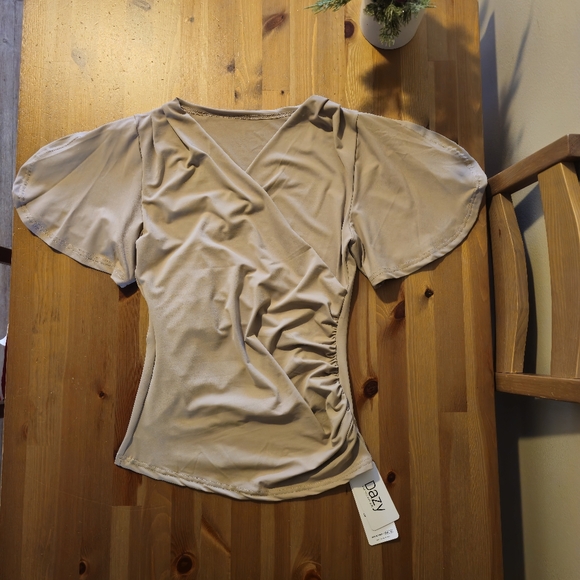 DAZY - Ladies' Summer Solid Color Wrap Short Sleeve V-Neck T-Shirt- Size S Khaki - Picture 6 of 12